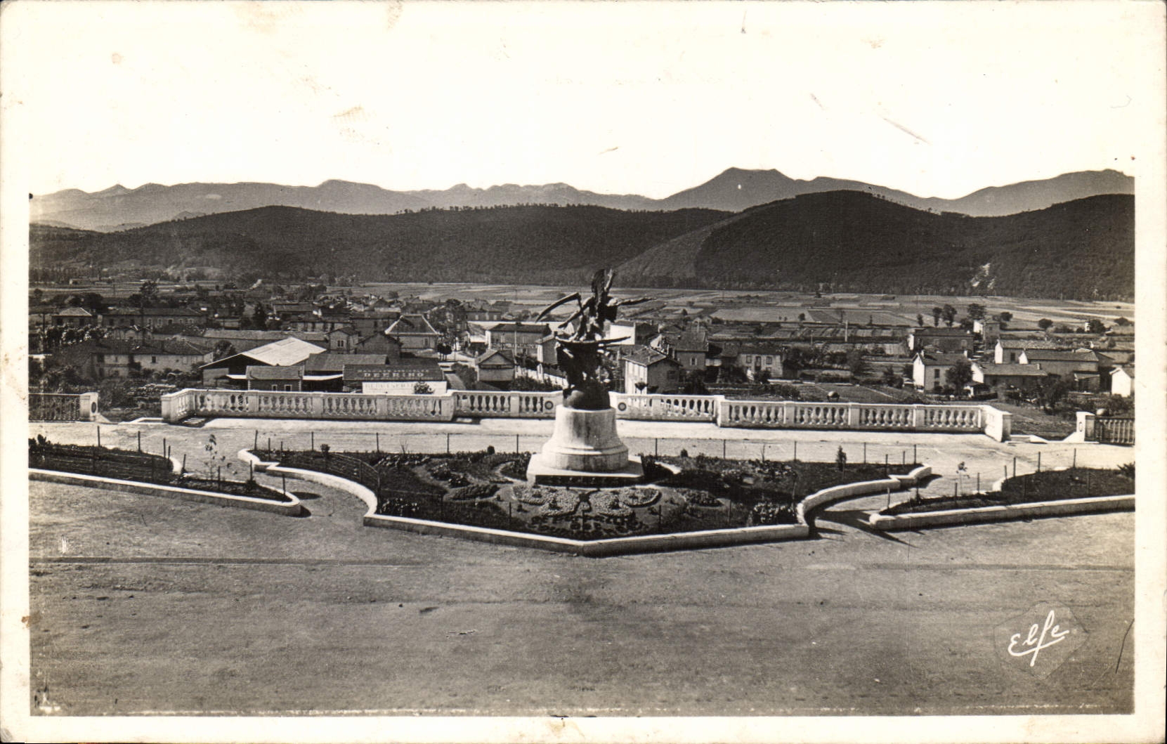 Saint-Gaudens — Aussicht von der Terrasse — Verlag: Éd. Labouche Frères
