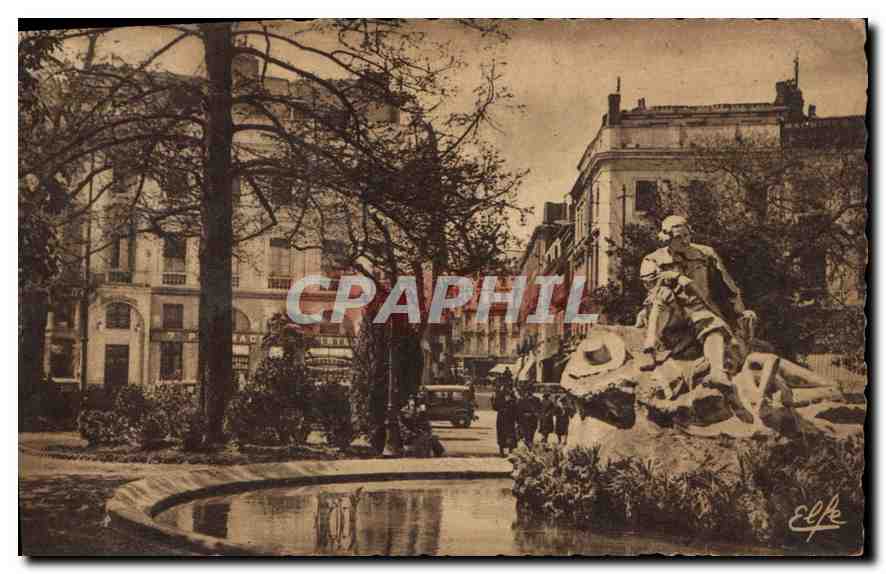 CPA Toulouse Haute Garonne Square Wilson Statue de Goudoull 