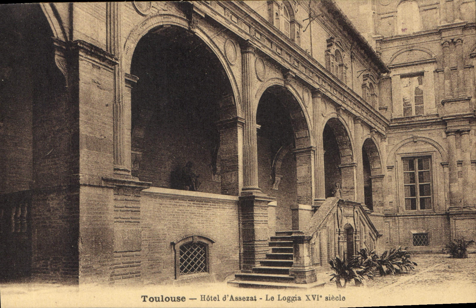 Toulouse — Hôtel d'Assezat — Le Loggia XVIe siècle