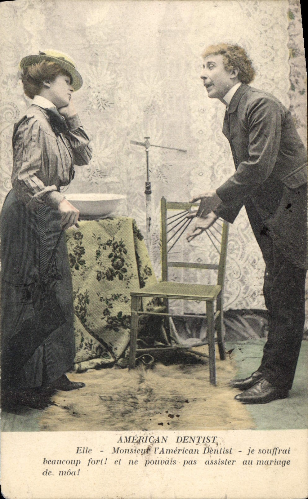 CPA Elle Monsieur l'American Dentist Dentiste Femme