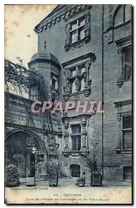 Cour de l'Hôtel de Labordère ou du Vieux-Raisin — Toulouse — Phototypie Labouche Frères