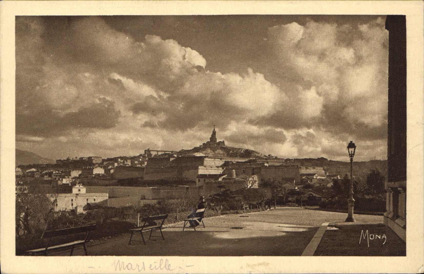 CPA Les Petits tableaux de Marseille Panorama vers Notre Dame de la garde 