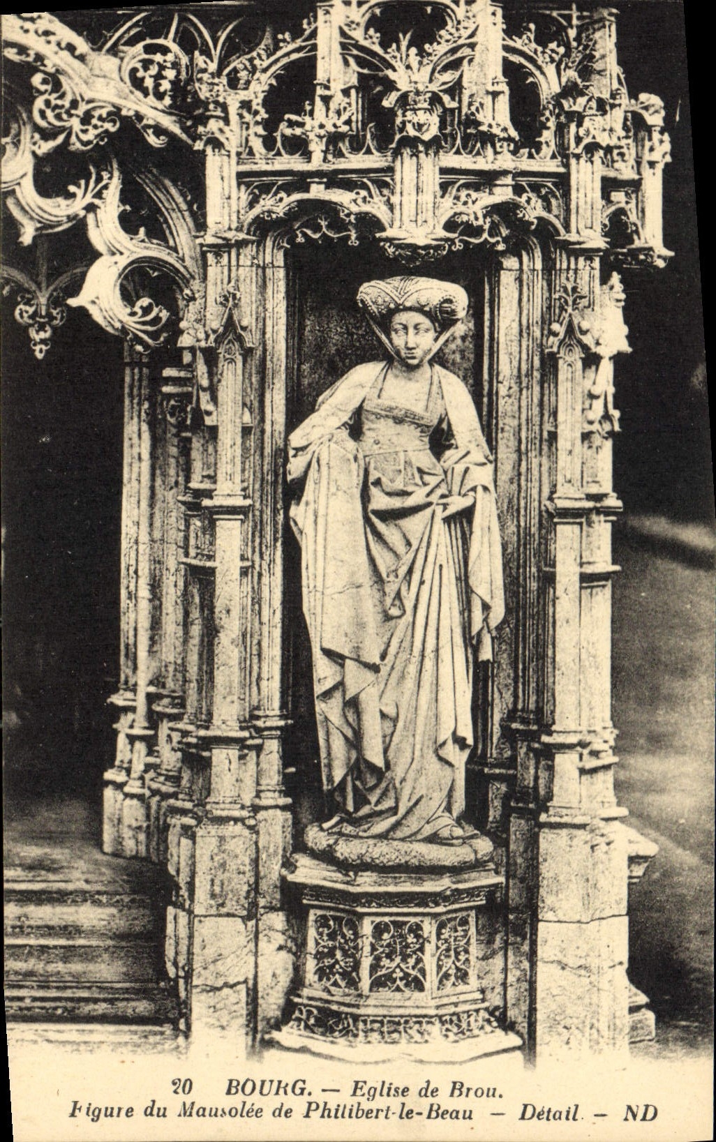 Figure du Mausolée de Philibert-le-Beau — Église de Brou — Détail — ND
