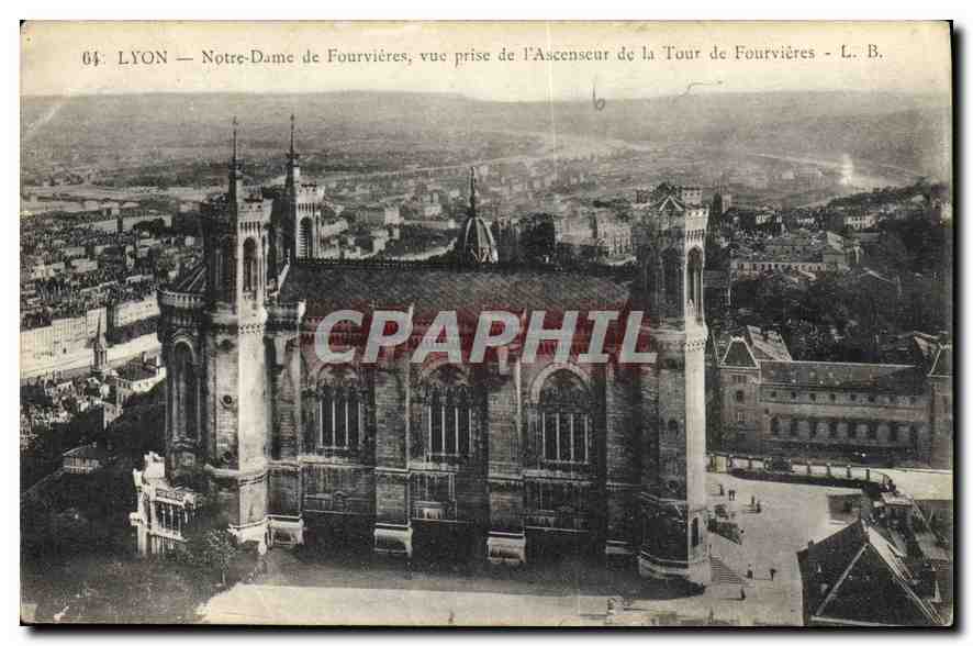 LYON — Notre-Dame de Fourvières, vue prise de l'Ascenseur de la Tour de Fourvières — L. B.