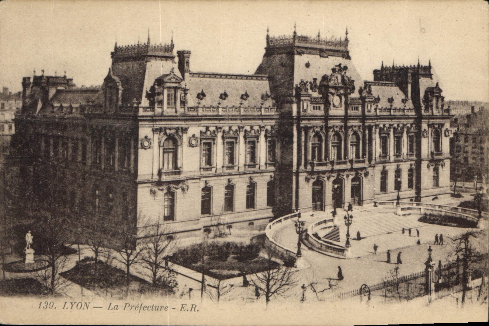 LYON — La Préfecture — E.R. n°139 - Recto