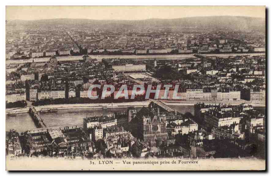 CPA Lyon Vue panoramique prise de Fourviere 