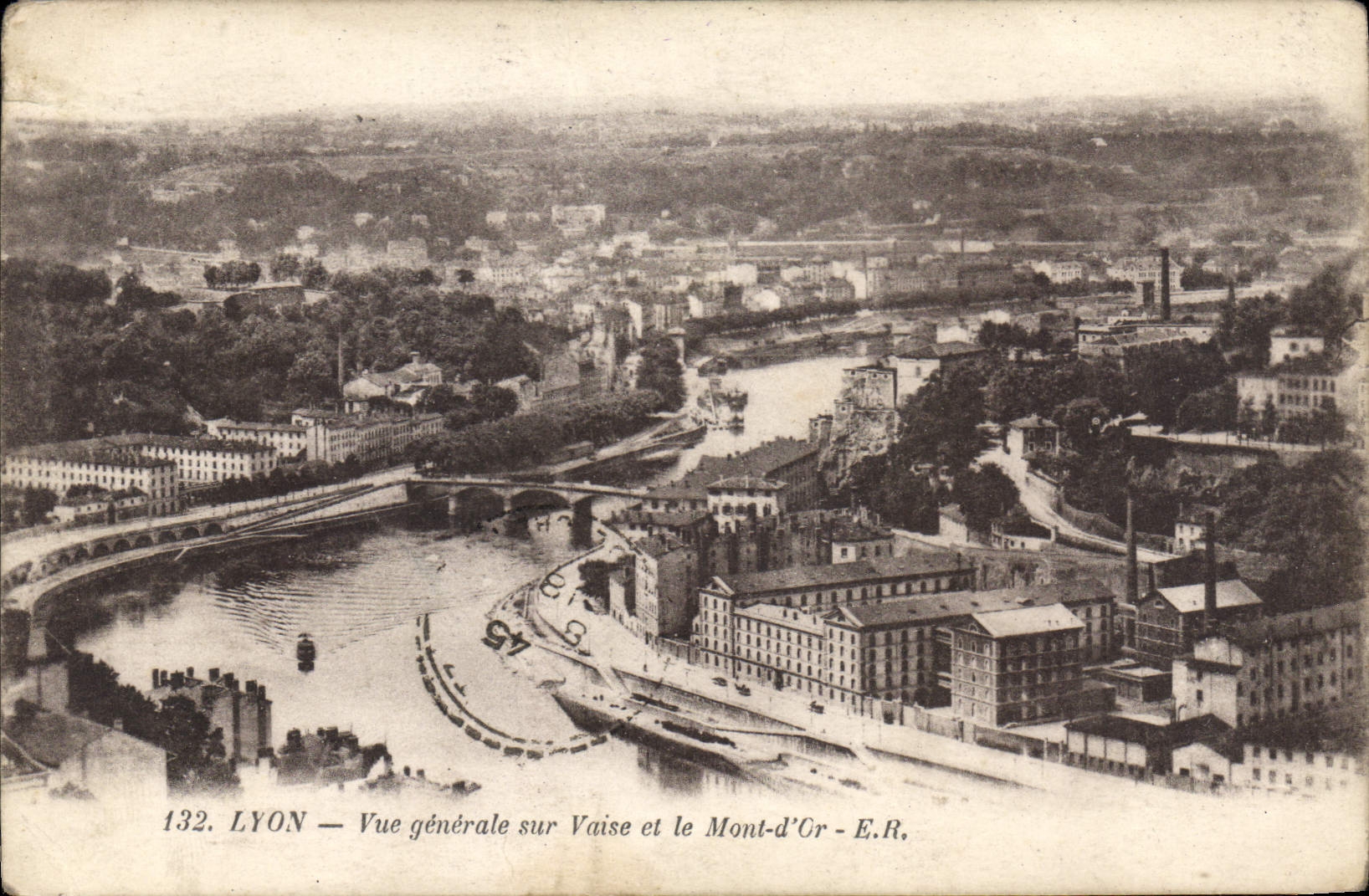 LYON — Vue générale sur Vaise et le Mont-d'Or — E.R. — n°132