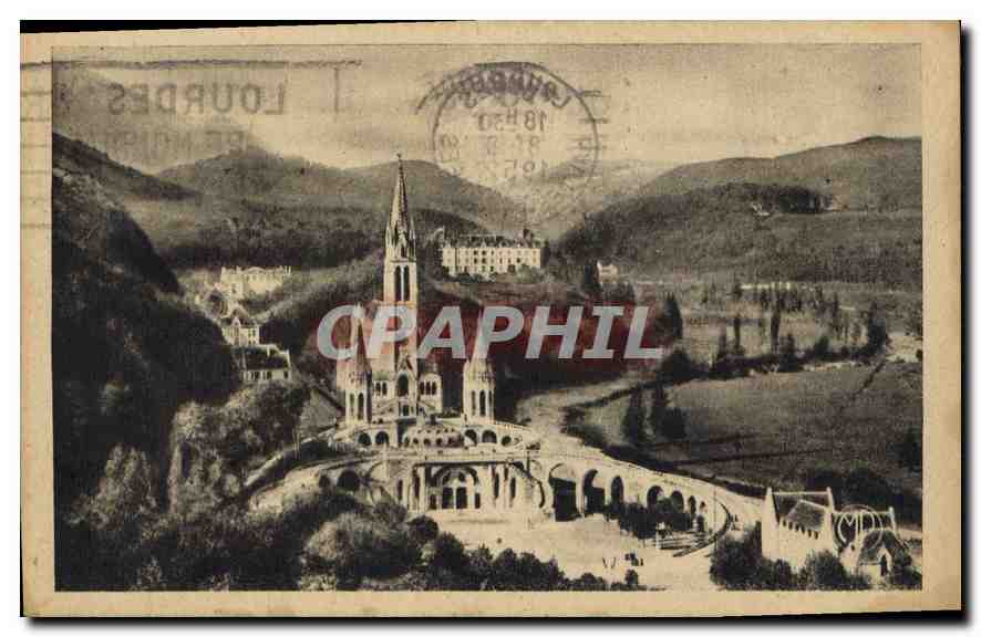 CPA Lourdes la Basilique vue du Fort 