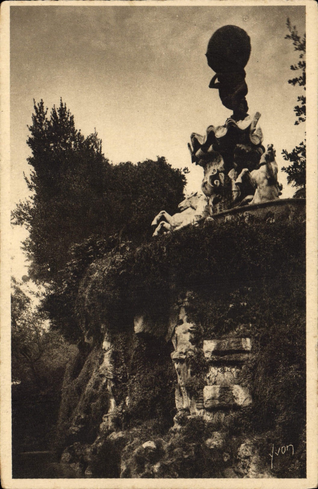 Béziers (Hérault) — Monumentale Fontäne (Plateau des Poètes) — Yvon, n°9
