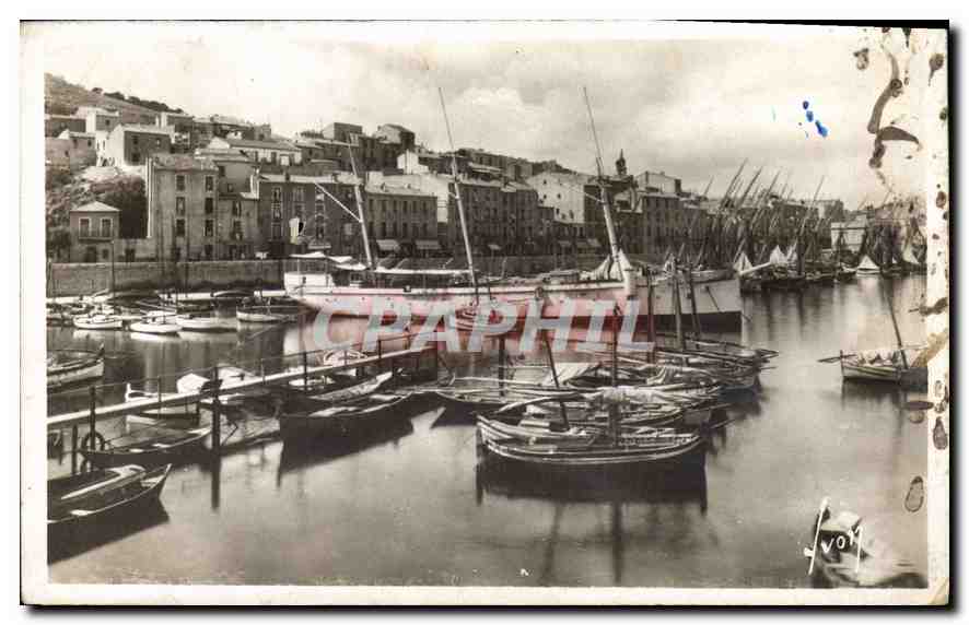 CPA Sete Herault le Vieux Port Bateaux