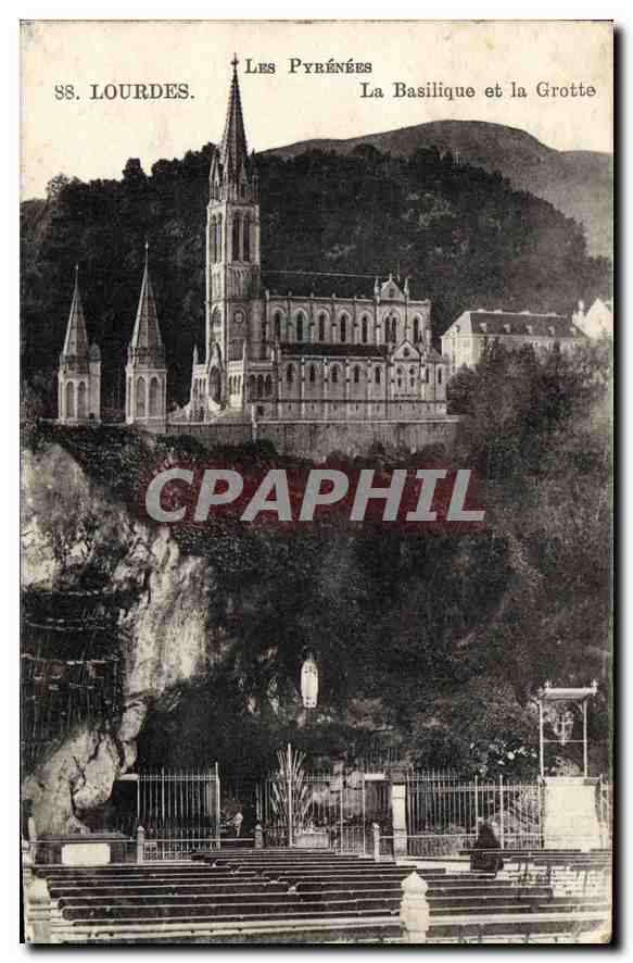 CPA Lourdes les Pyrenees la Basilique et la Grotte 