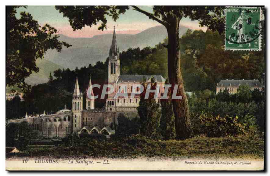 CPA Lourdes la Basilique 