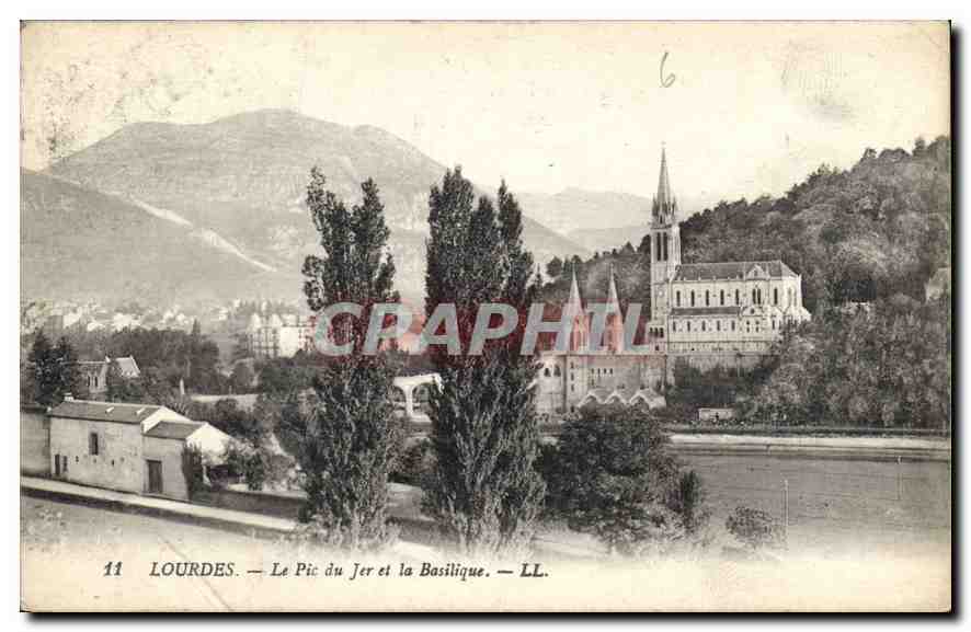 CPA Lourdes Le Pic du Jet et la Basilique 