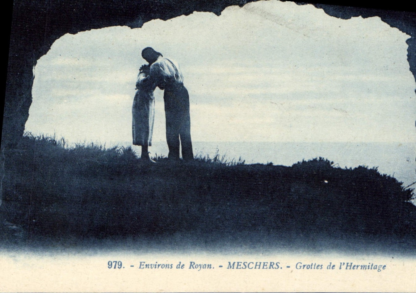 CPA Environs de Royan Meschers Grottes de l'Hermitage 