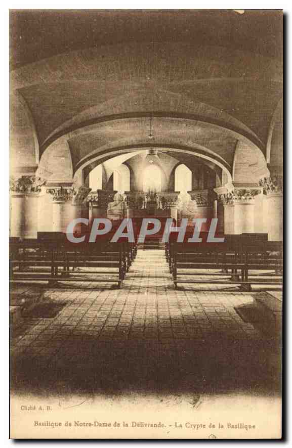 CPA Basilique de Notre Dame de la Delivrande La Crypte de la Basilique 