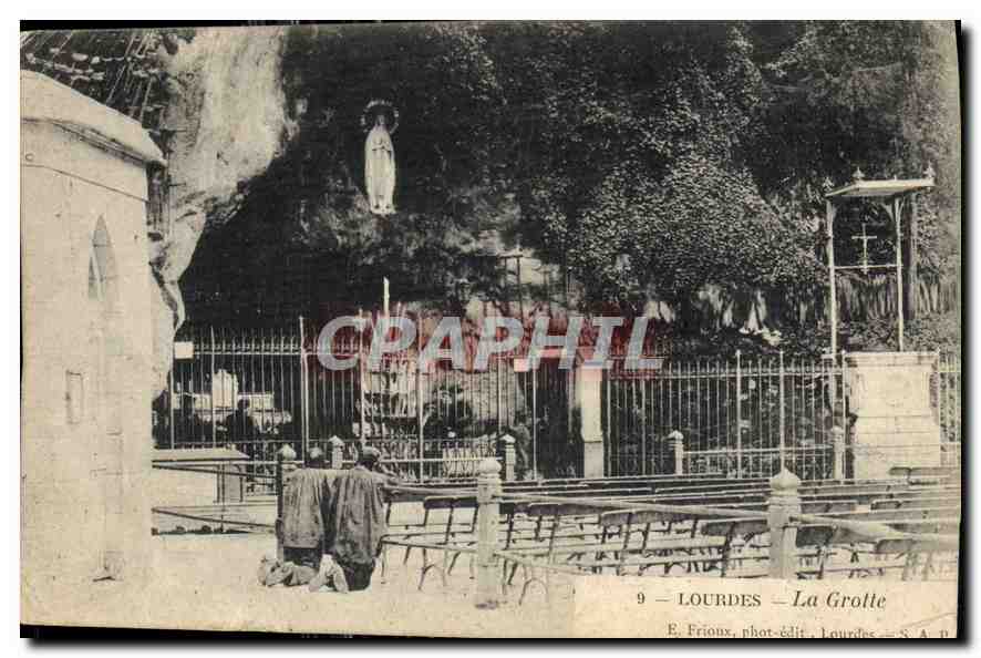 CPA Lourdes La Grotte 