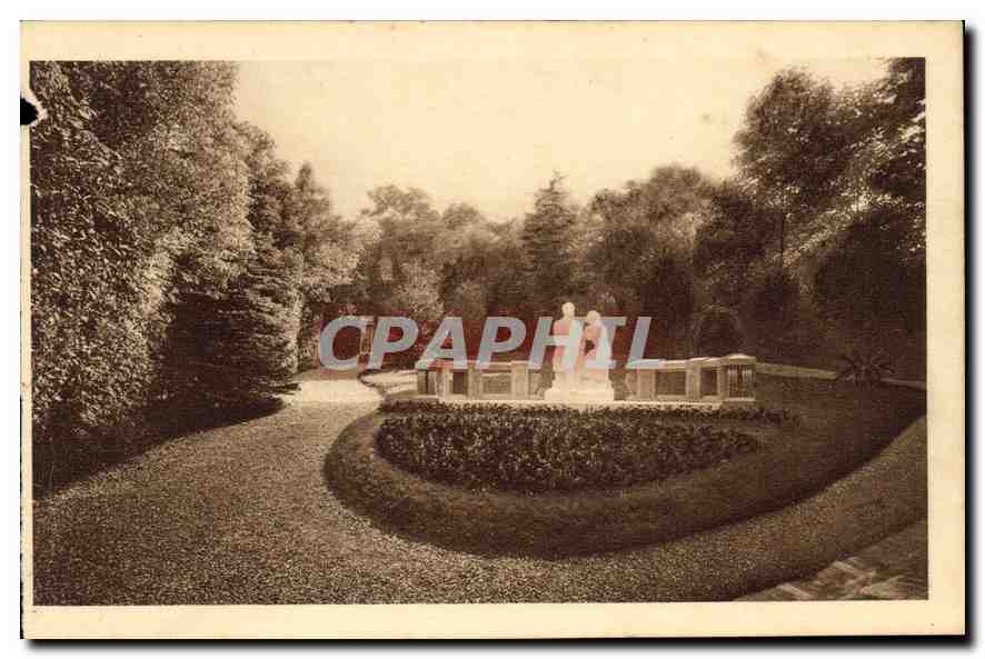 Jardin des Buissonnets — Monument commémoratif — CPAPHIL