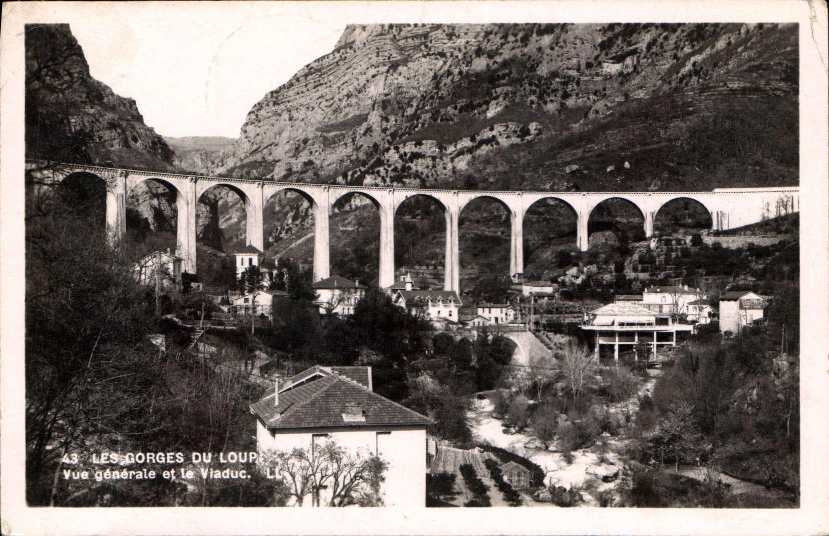 Les Gorges du Loup — Vue générale et le Viaduc — Éditions Belles Lettres, n°43