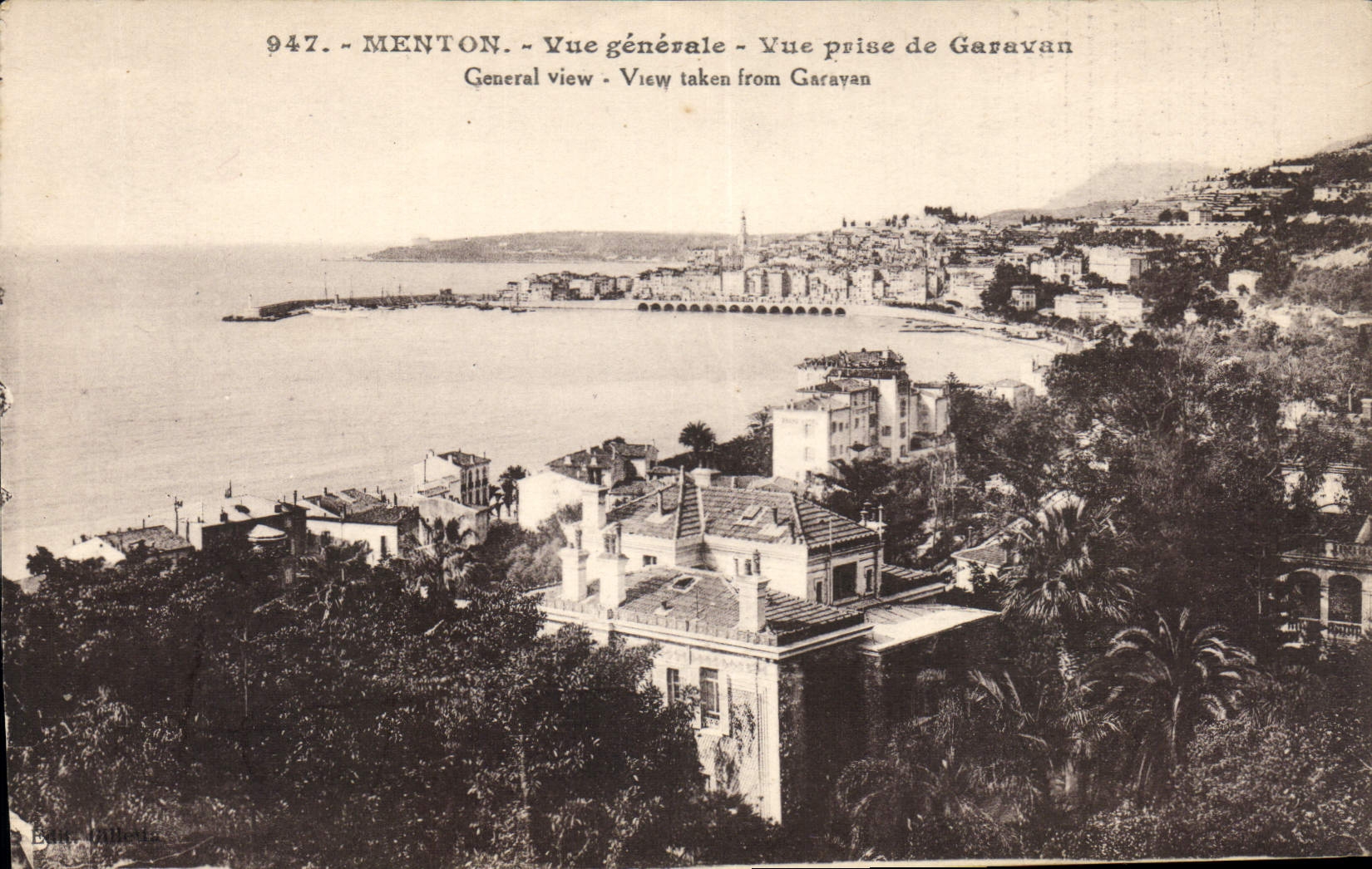 CPA Menton Vue generale vue prise de Garavan 