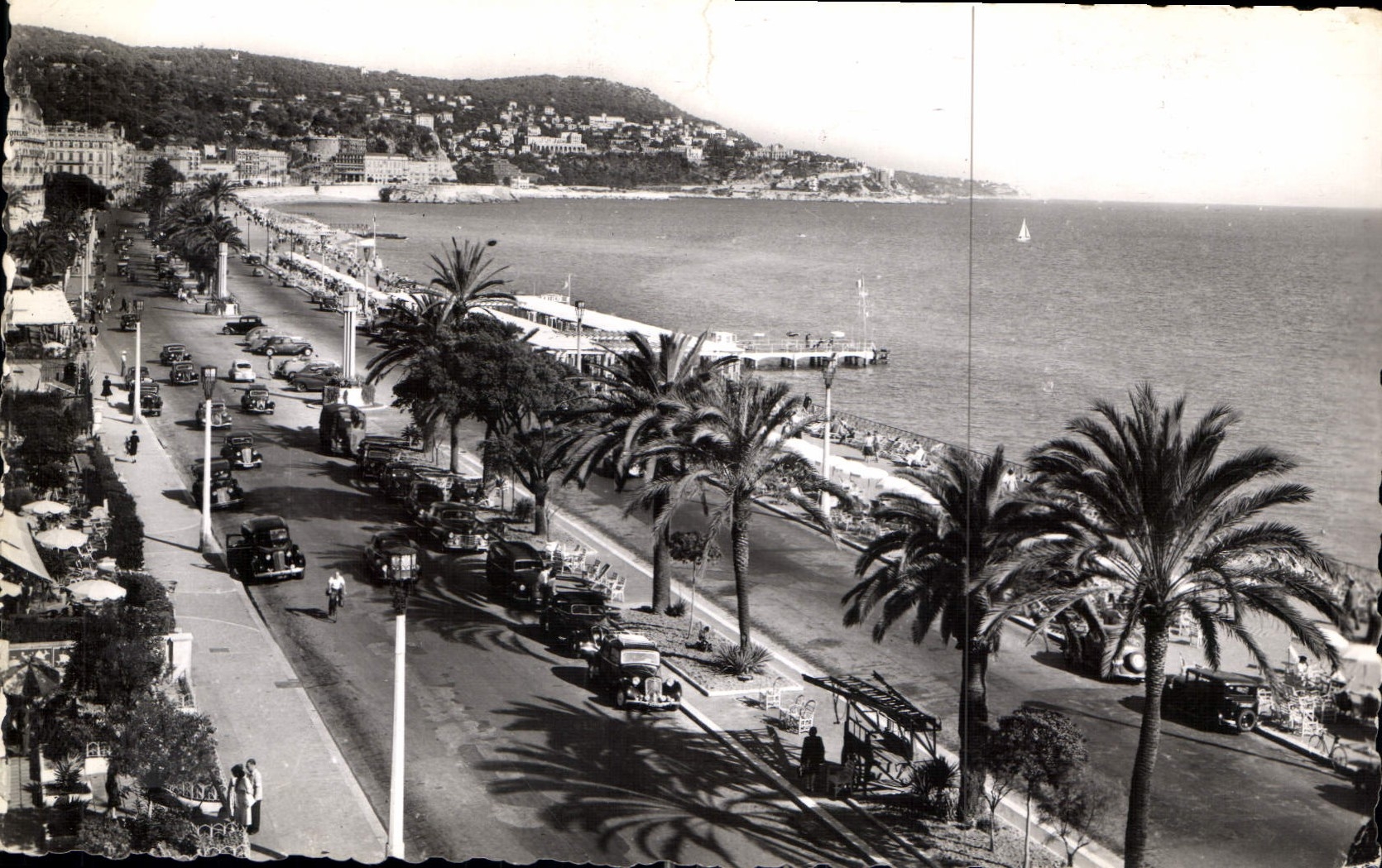 CPA Nice La Baie des Anges Le Mont Boron 