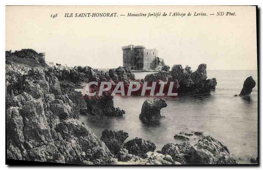 Ile Saint-Honorat — Monastère fortifié de l'Abbaye de Lerins — ND Phot.