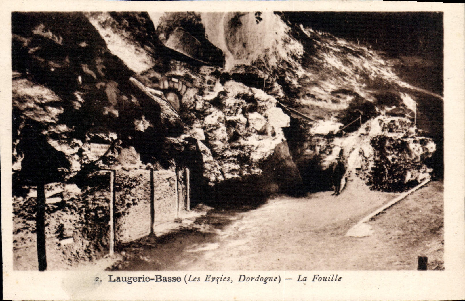 Laougerie-Basse (Les Eyzies, Dordogne) — The Excavation