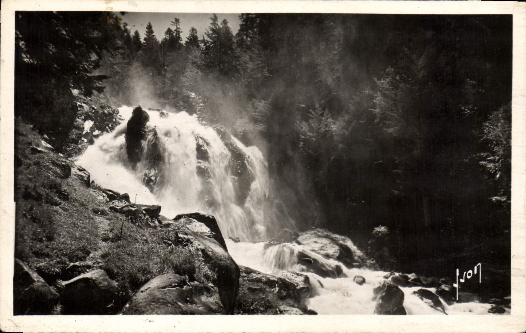 Cascades de Lutour — Env. de Cauterets (Hautes-Pyrénées) — Éditions d'Art « Yves »