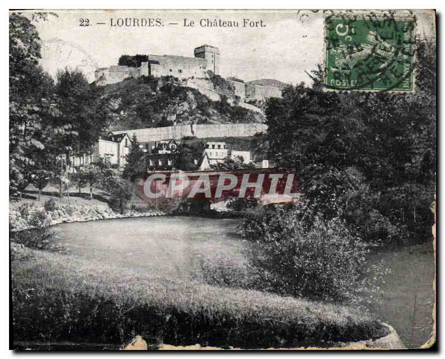 CPA Lourdes Le Chateau Fort 