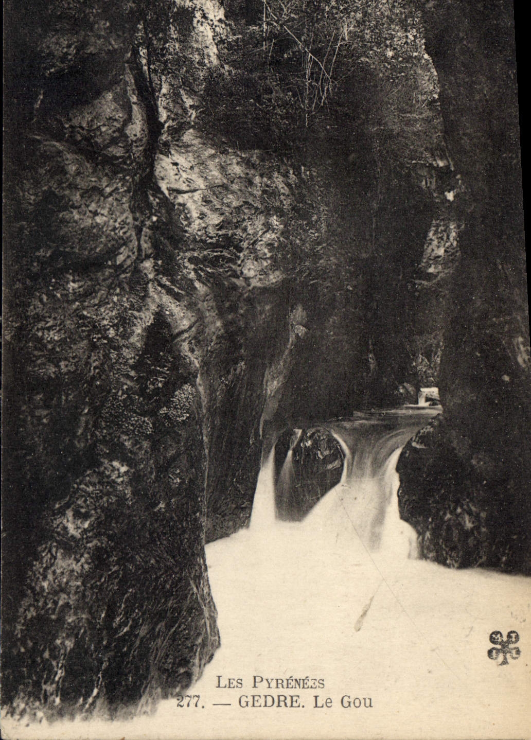 Les Pyrénées — Gédre. Le Gou