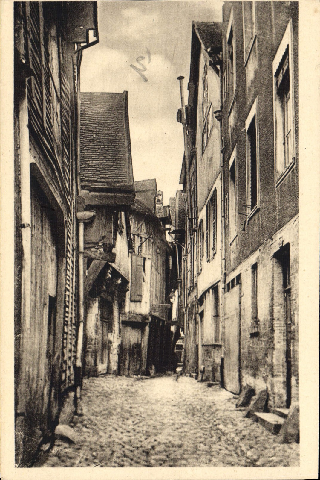 TROYES (Aube) — La Rue des Chats — Ch. Granddilier, éditeur