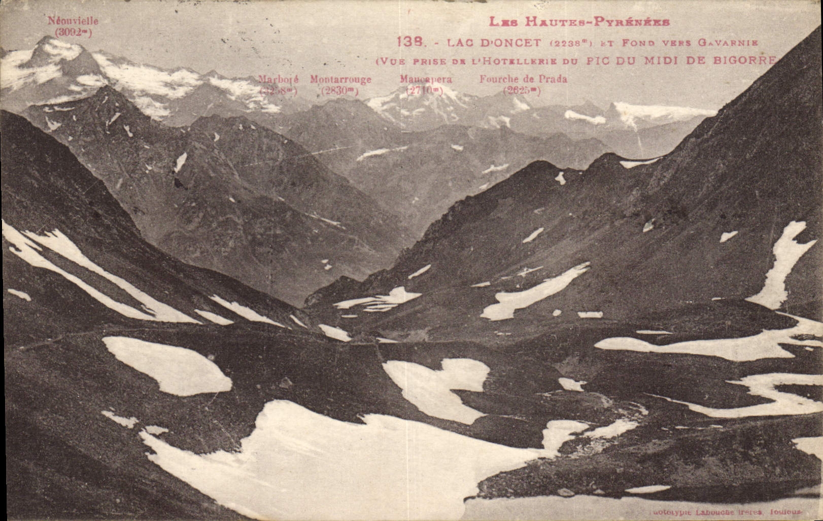 Les Hautes-Pyrénées — Uitzicht genomen vanuit het hotel Pic du Midi de Bigorre — n°138