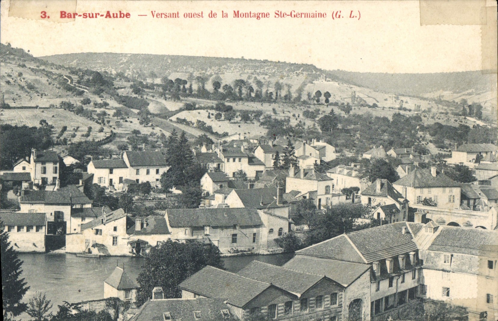 Bar-sur-Aube — Versant ouest de la Montagne Ste-Germaine (G. L.)