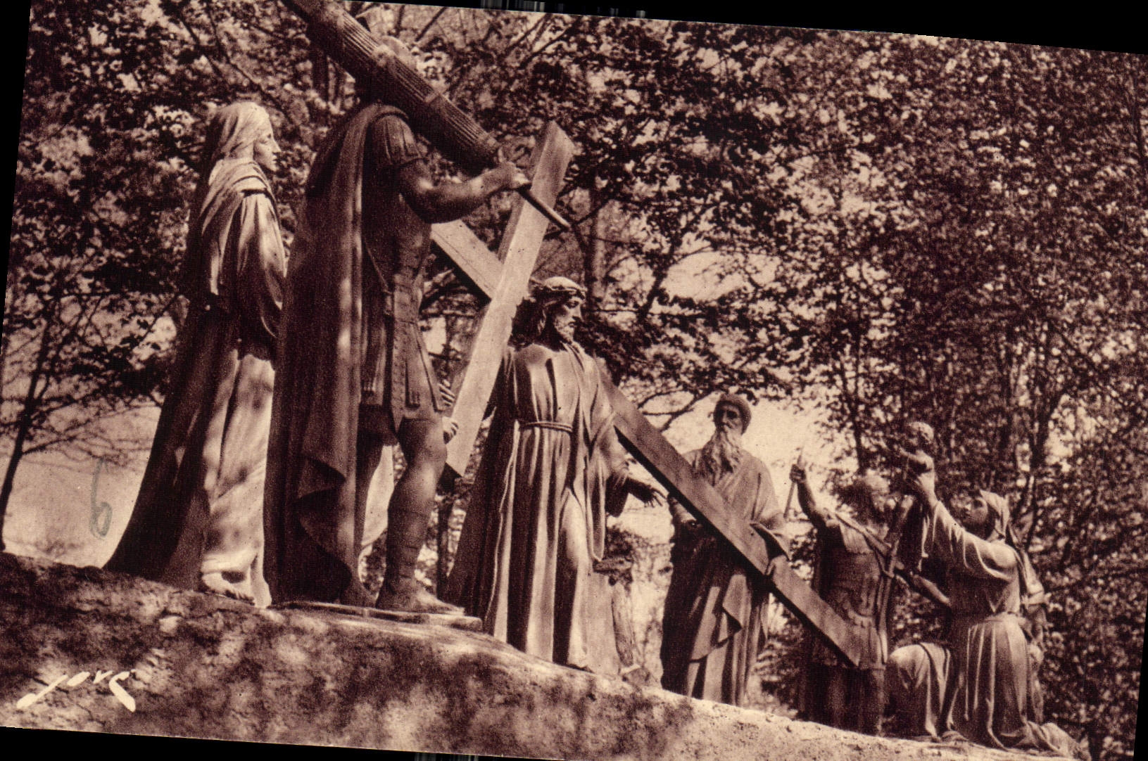 CPA Lourdes HP Le Calvaire VIII Station Jesus console les filles de Jerusalem 