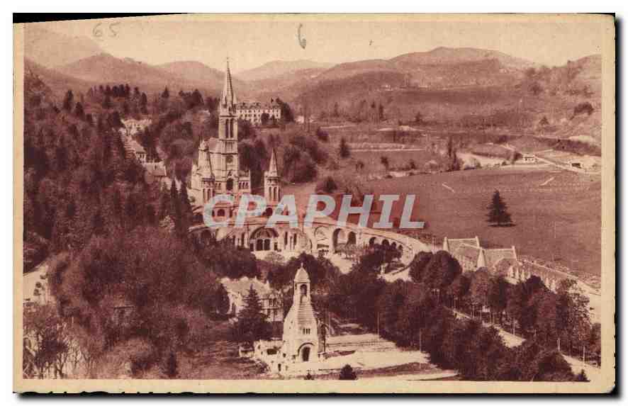 Lourdes — La Basilique et le Monument Interne vus du Château Fort — Éditions Doucet, n°41