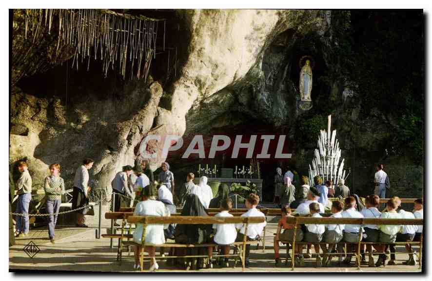 CPA Lourdes Hautes Pyrenees La Grotte 