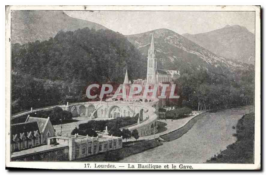 CPA Lourdes La Basilique et le Gave 
