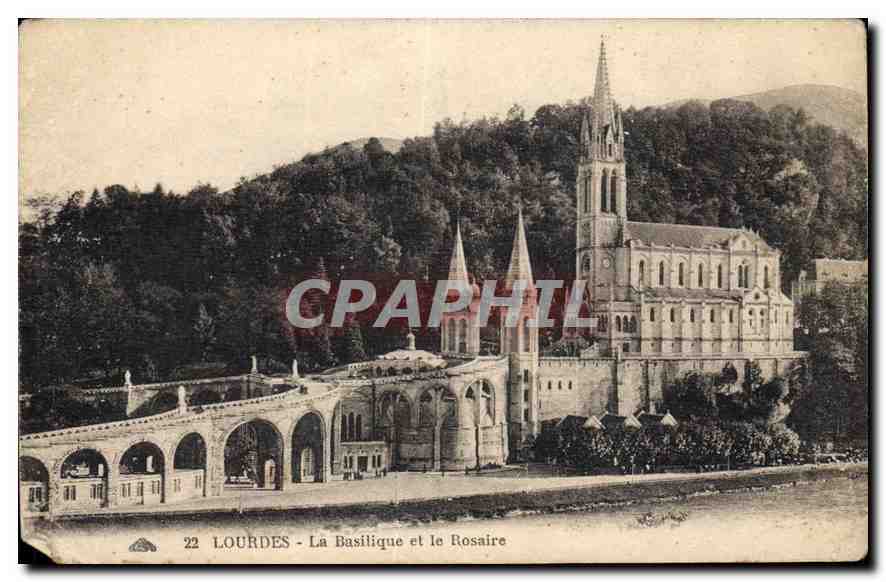 CPA Lourdes La Basilique et le Rosaire 