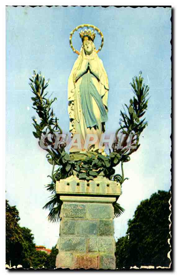 CPA Lourdes Statue de la Vierge 