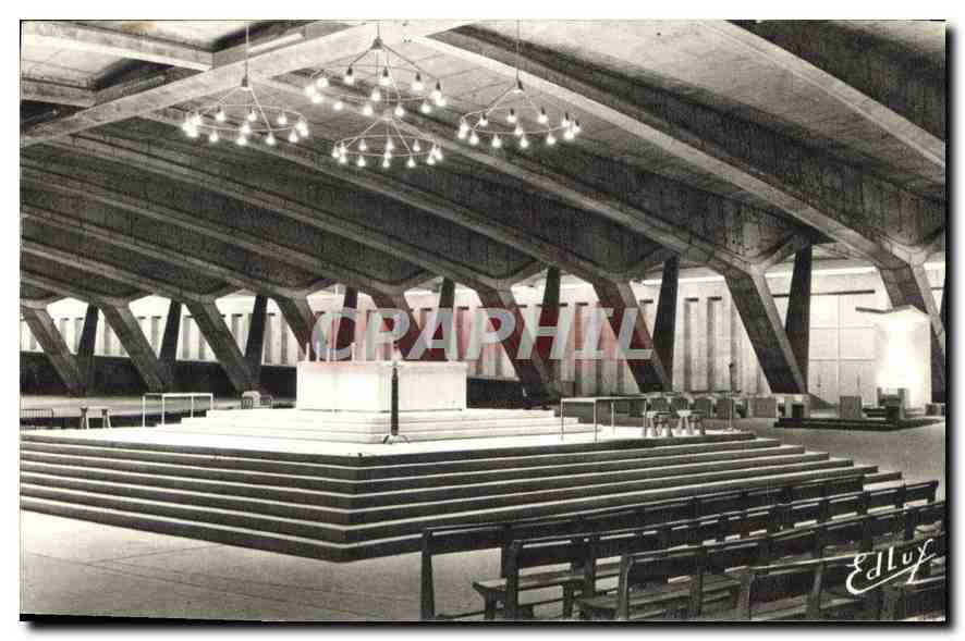 CPA Lourdes La Basilique Souterraine St Pie 