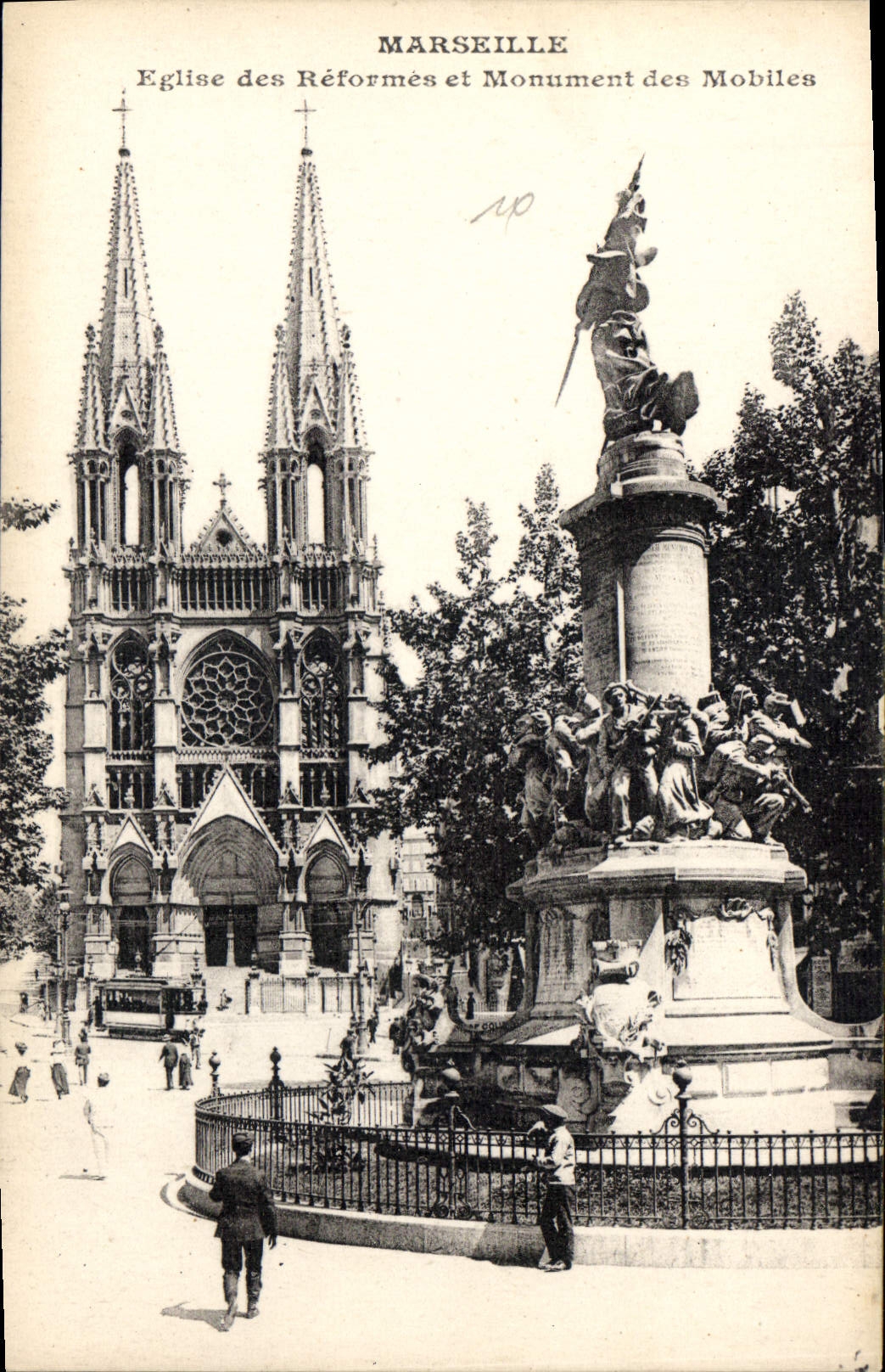 CPA Marseille Eglise des Reformes et Monument des Mobiles 