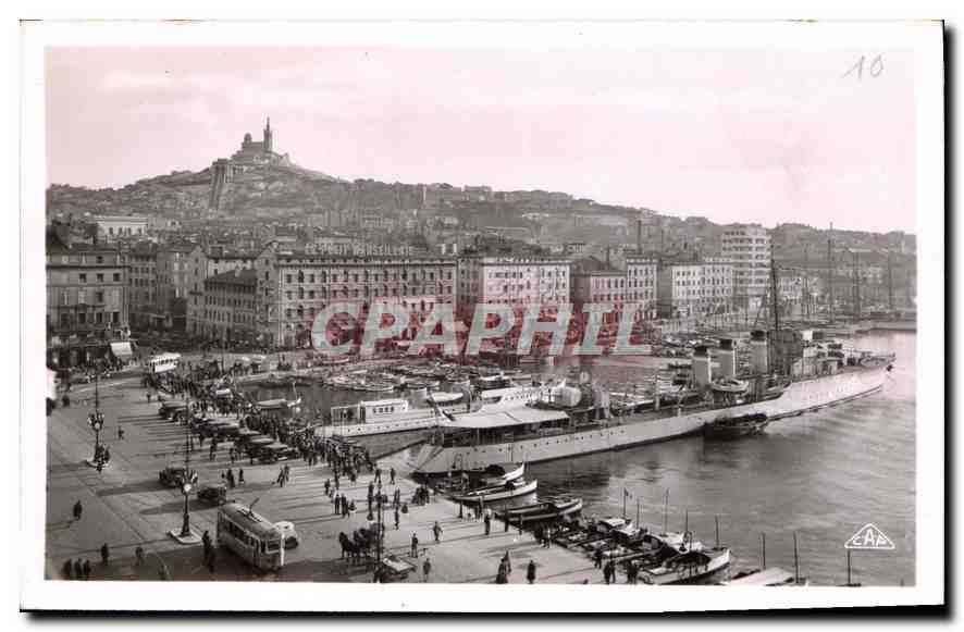 CPA Marseille Quai des Belges et N D de la Garde Bateau