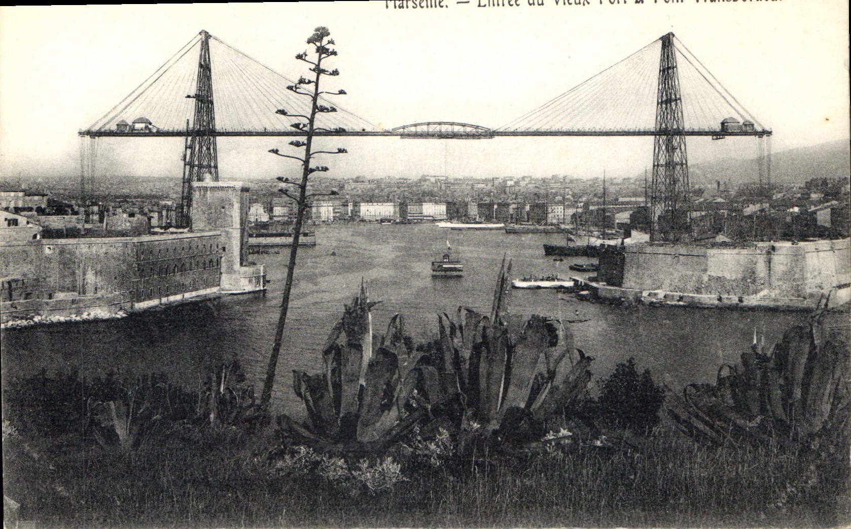 CPA Marseille Entree du vieux port et pont transbordeur
