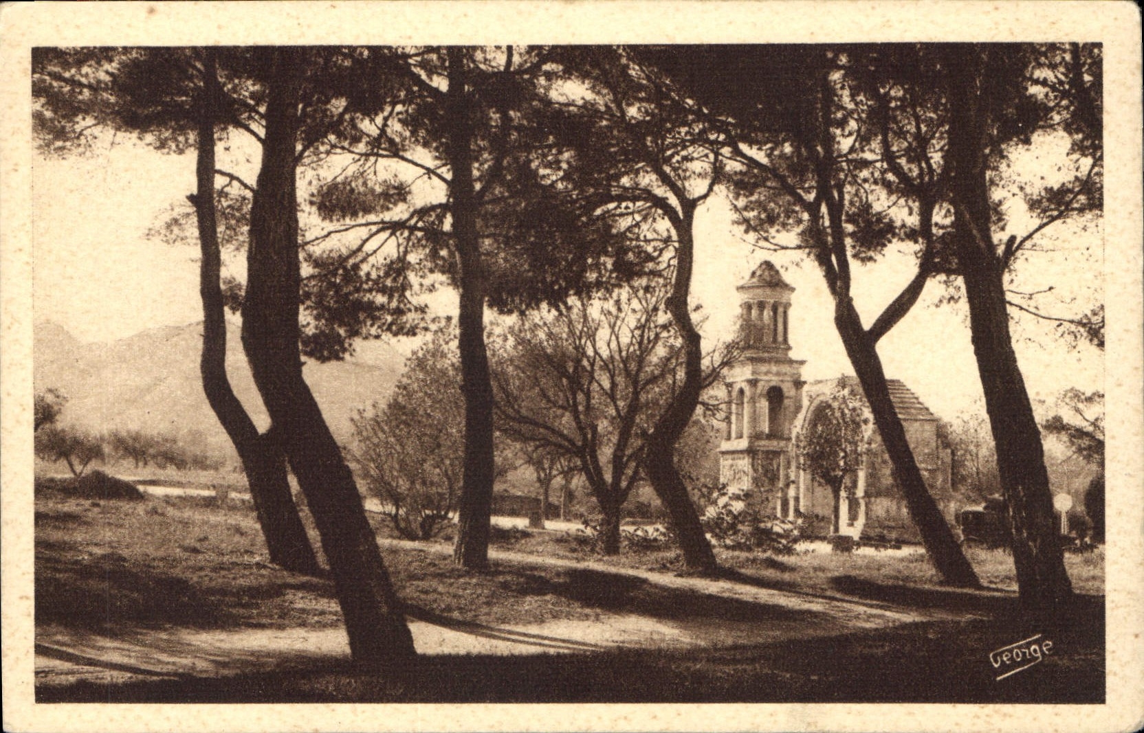 Saint-Rémy-de-Provence — Las Antigüedades, monumentos romanos — J. George