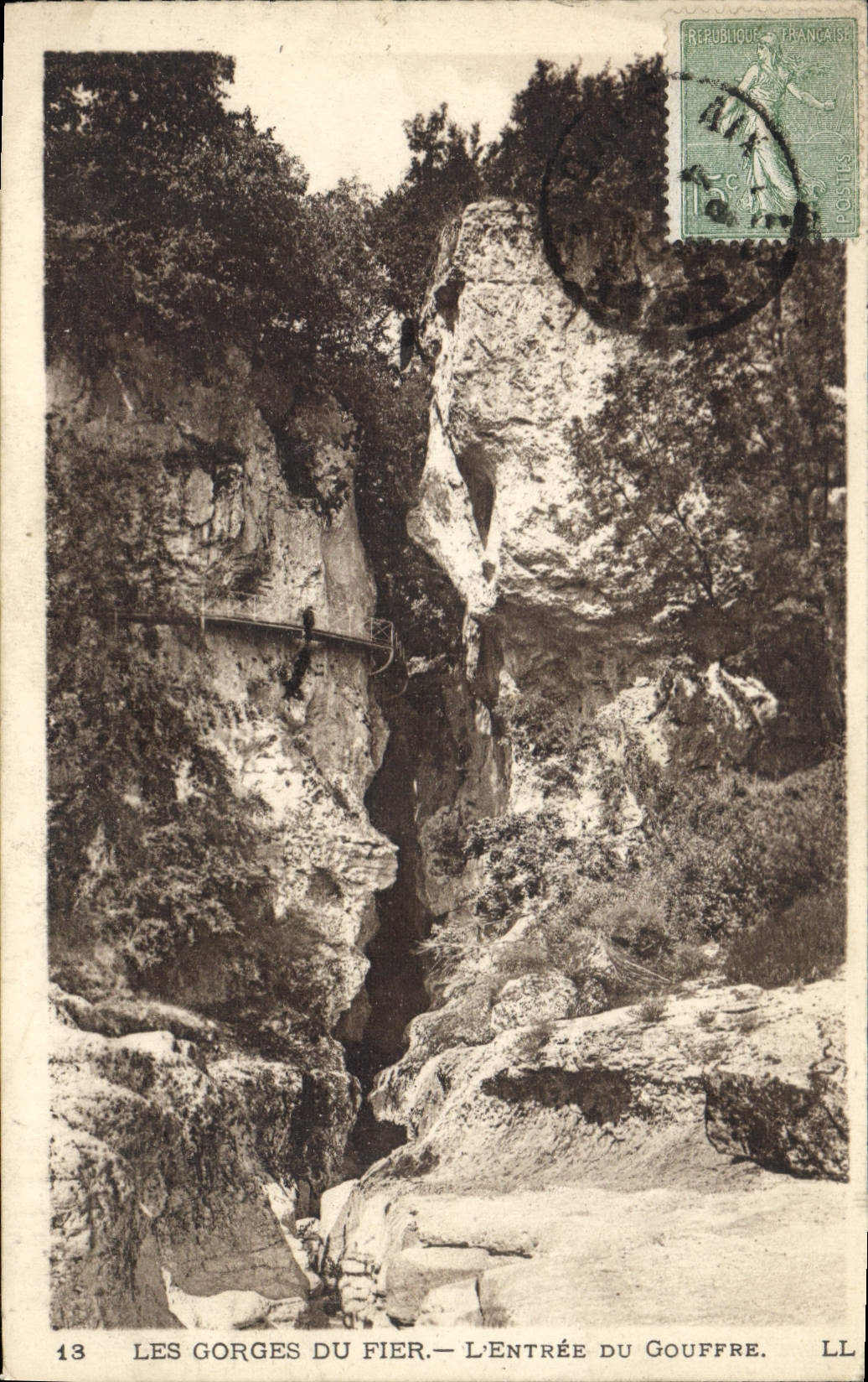 CPA Les Gorges du Fier l'entree du Gouffre 