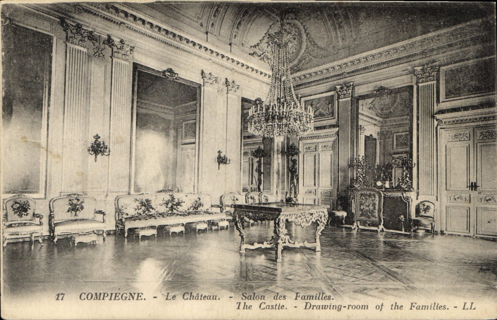 Compiègne - Le Château - Salon des Familles — LL