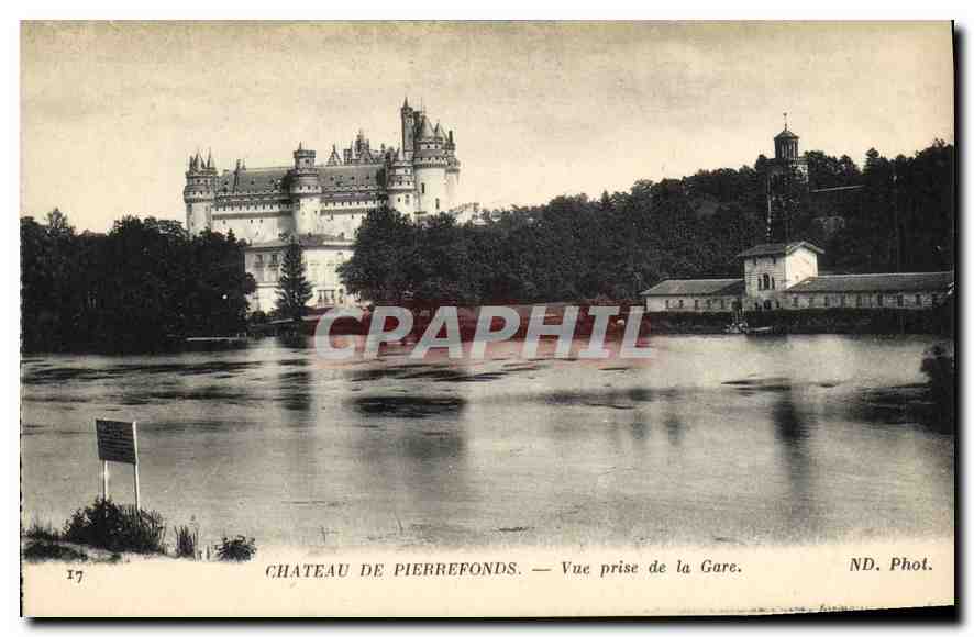 CPA Chateau de Pierrefonds vue prise de la Gare 