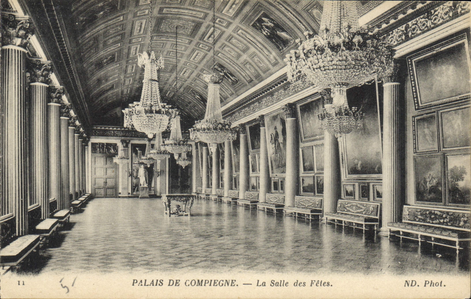 CPA Palais de Compiegne La Salle des Fetes 