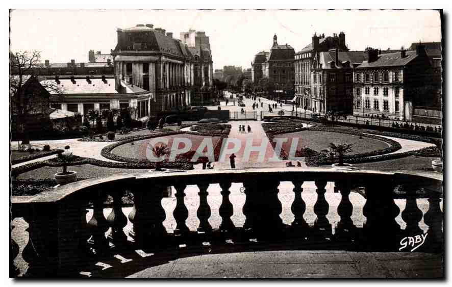 CPA Rennes I et V Avenue Janvier prise des Jardins du Palais du St Georges 