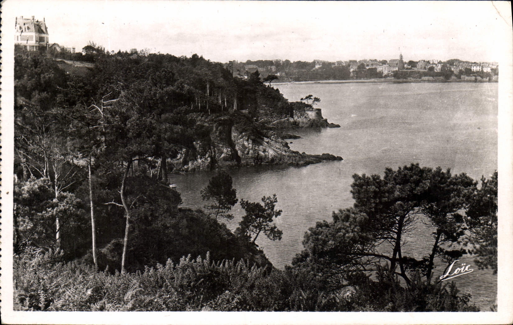 Vue de la côte d'Émeraude à Dinard — Loïc, édition Mésange