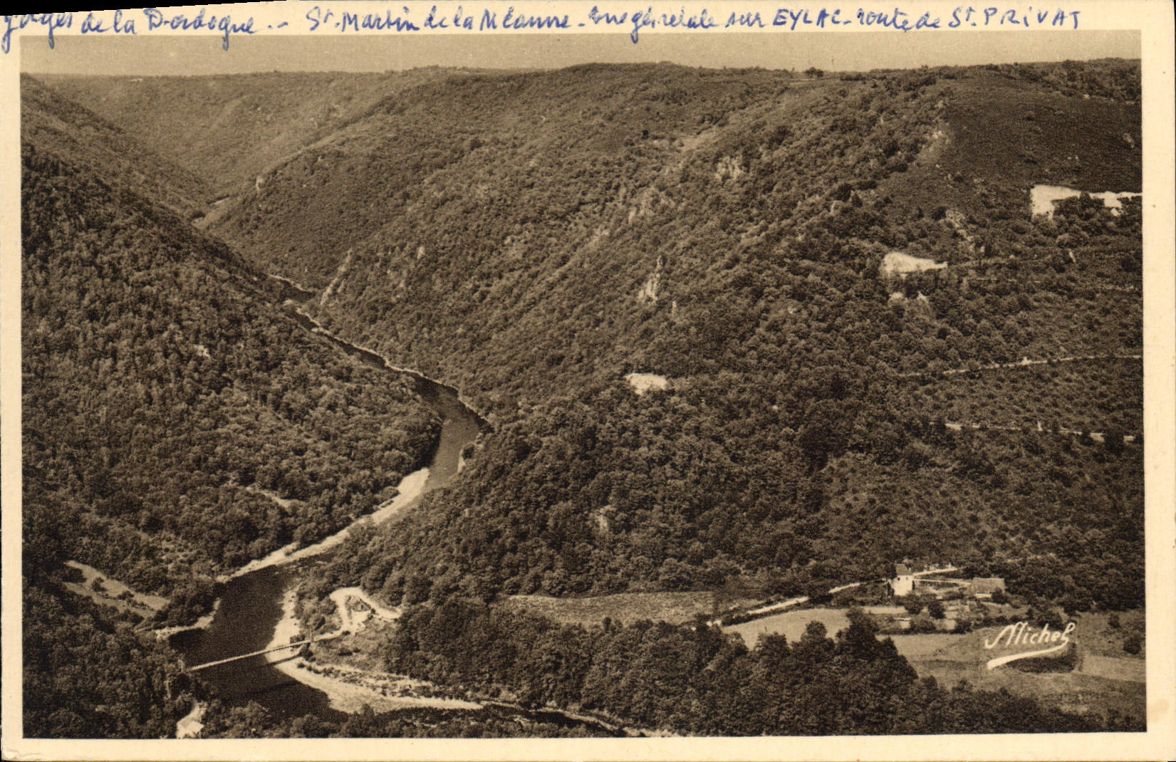 CPA Gorges de la Dordogne St Martin la Meanne vue generale sur Eylac Route de St Privat 